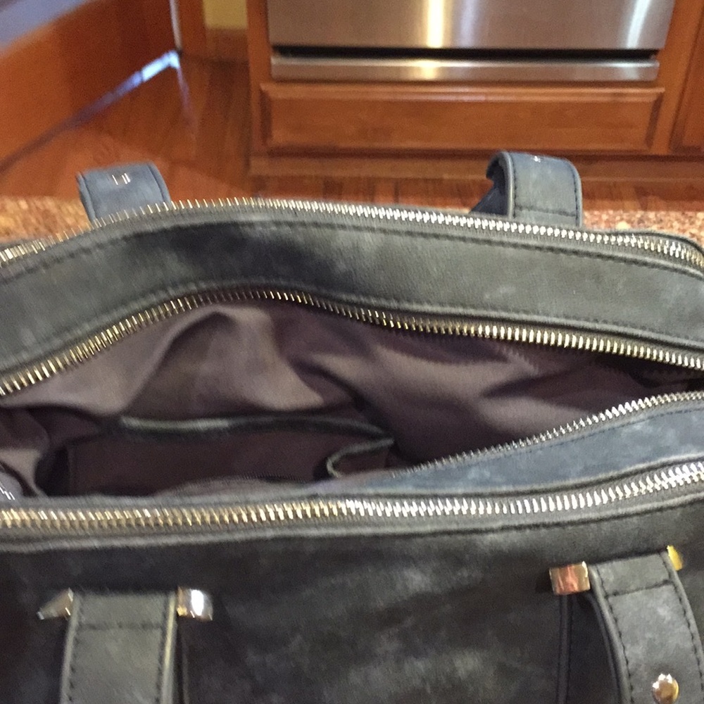 EUC FAUX LEATHER SATCHEL - Picture 4 of 7